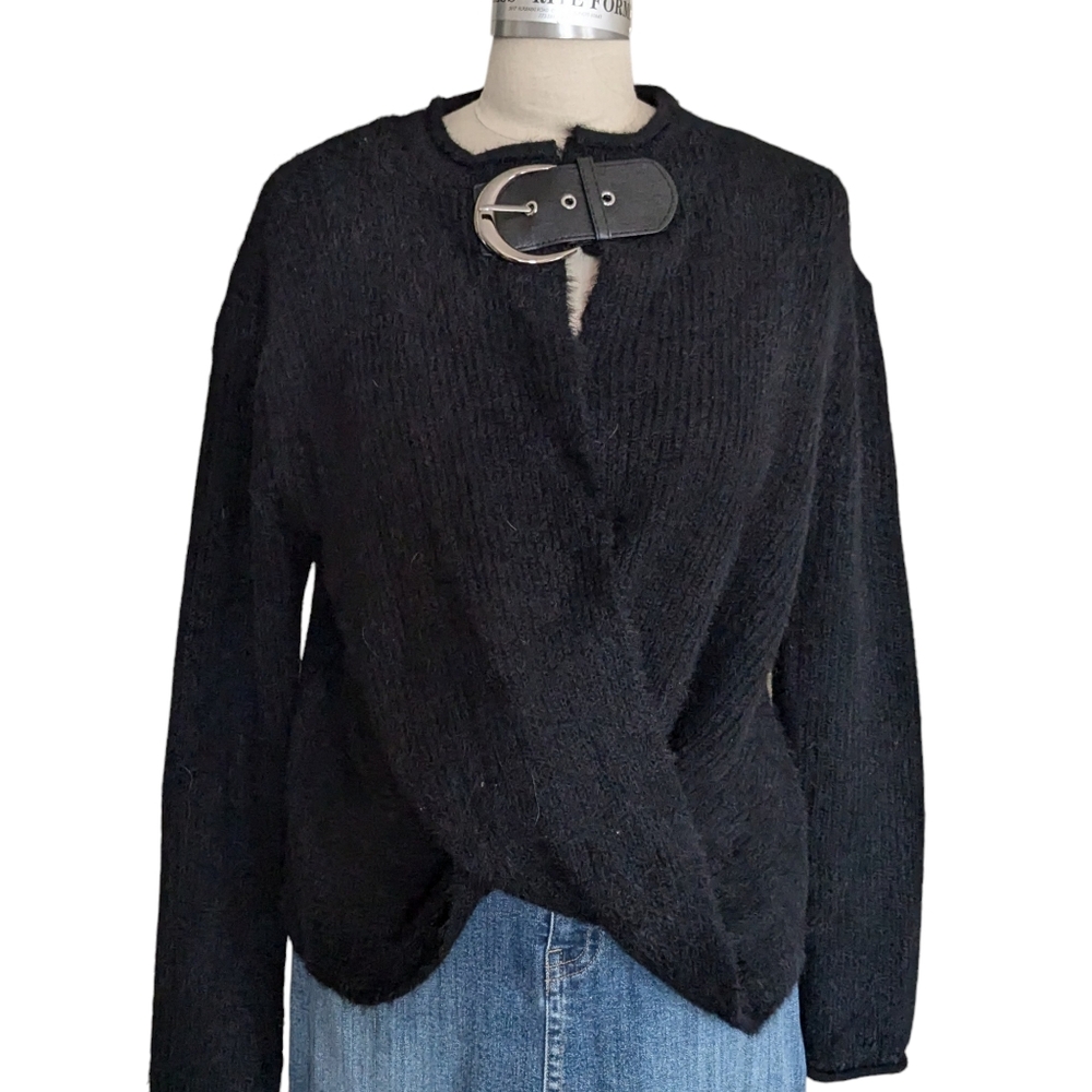 Fashion Nova Winter Exposure Sweater with Buckle Detail Size Medium